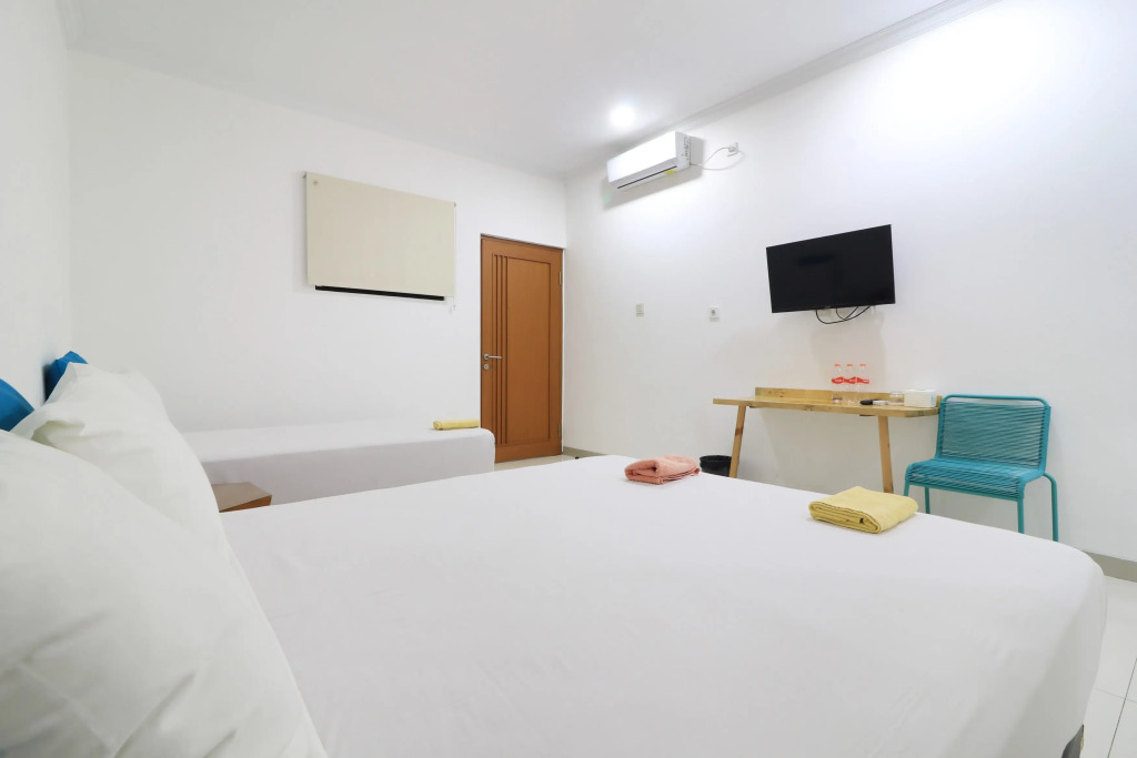 Locus Rooms