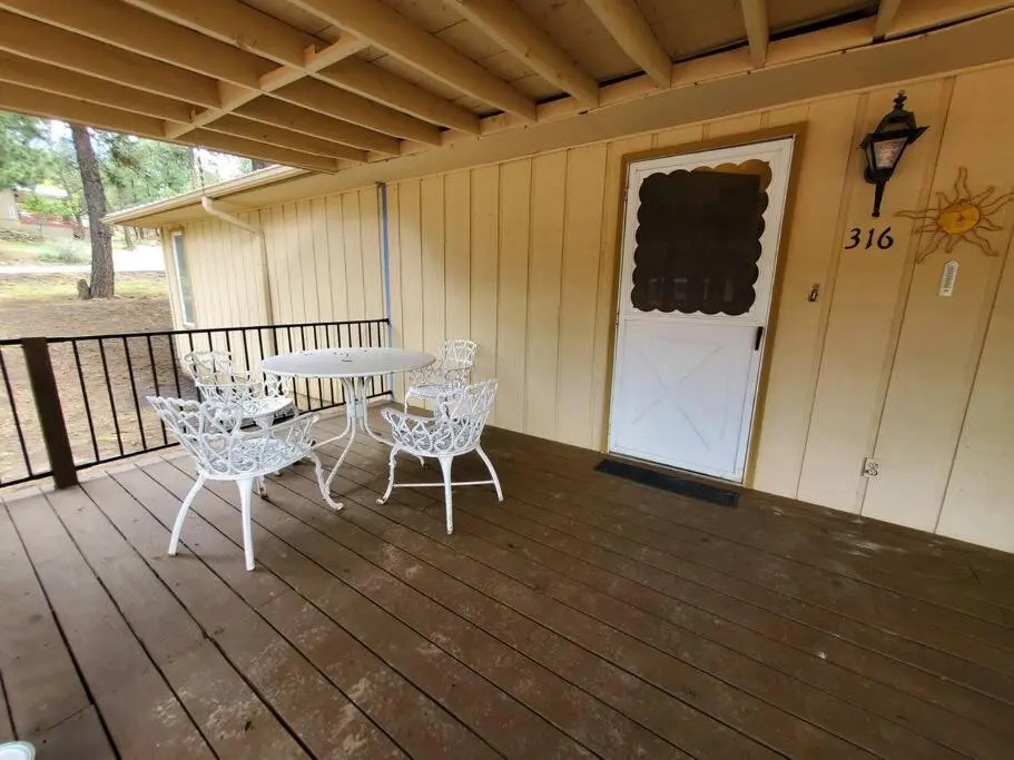 Cozy 3 Bedroom with Fireplace in Beautiful Ruidoso