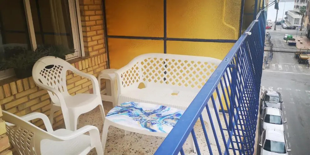3 Bedroom 150 m from the beach