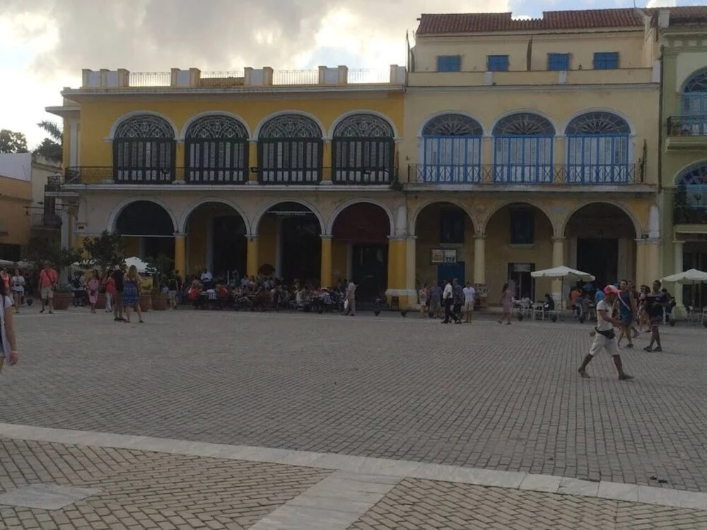 Marquez De Liz 2: Suite Black & White In Havana
