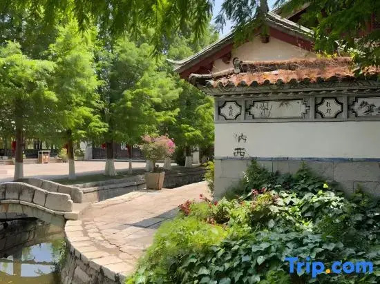 Kunming All Seasons Hampton Hotel (Wujiaba Central Park Zhonghai International Center)
