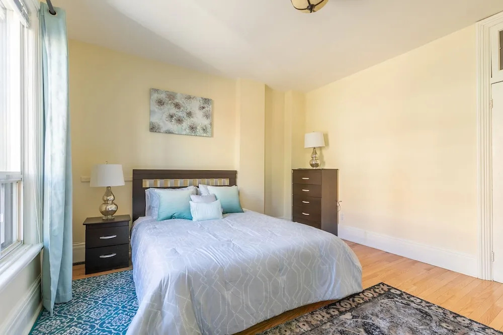 Rooms in Downtown Heritage House