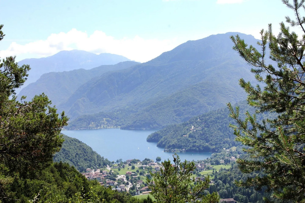 in Bezzecca with 1 bedrooms and 1 bathrooms