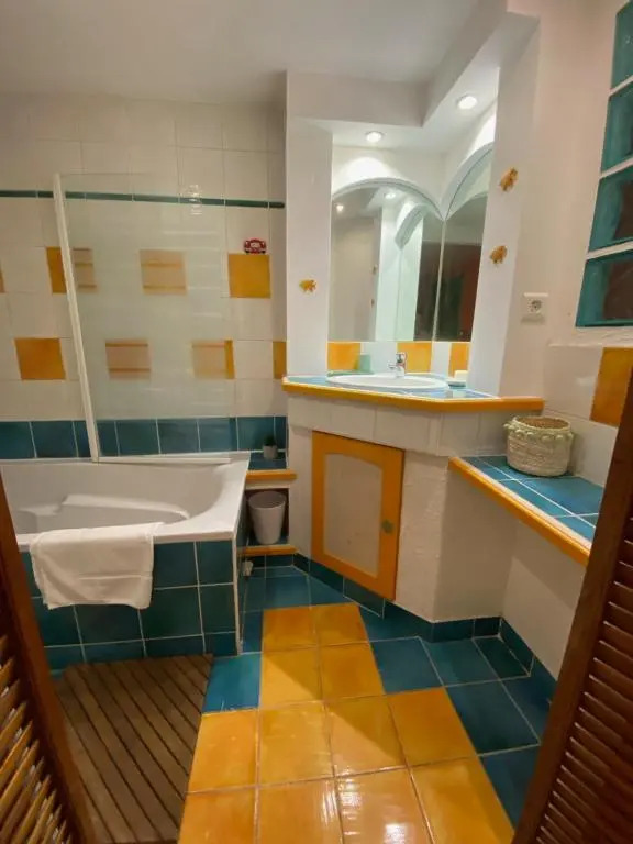 Le Cigalou : T2 en Duplex au centre ville