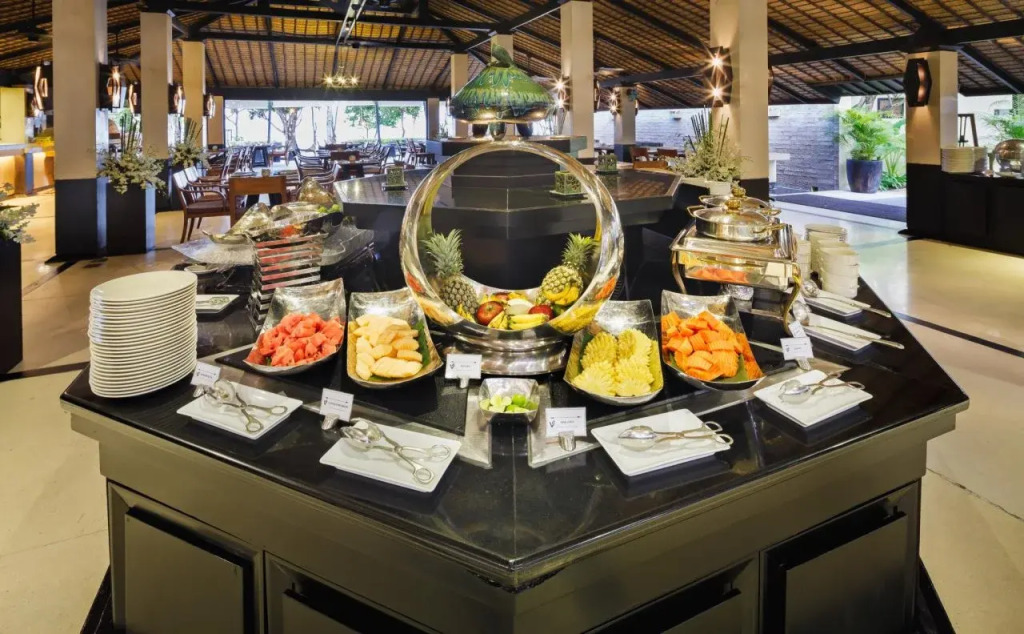 Impiana Beachfront Resort Patong, Phuket