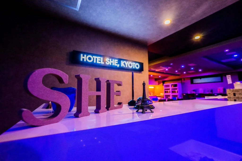 Hotel She, Kyoto