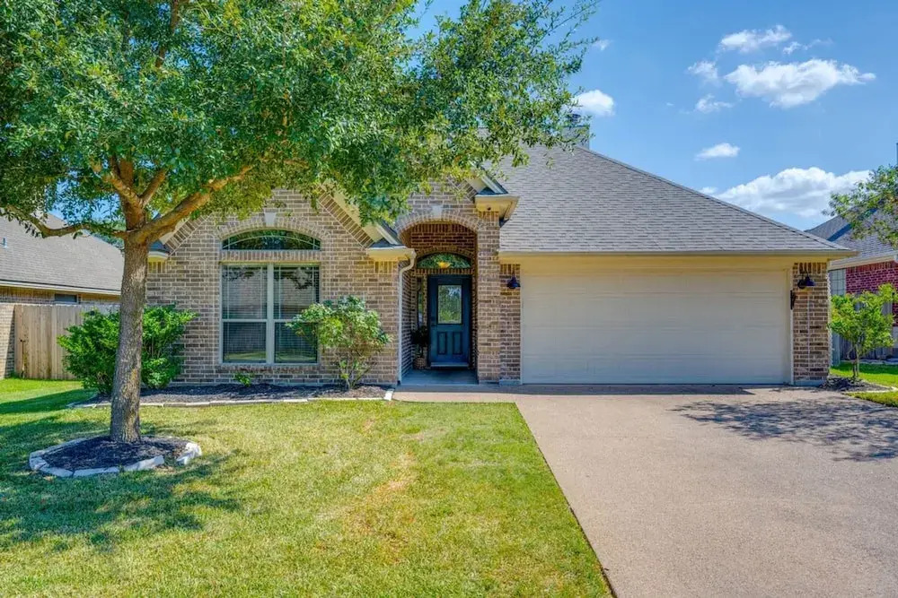 4bed 3bath Close2a M Santa s Wonderland Hospital L2 EV