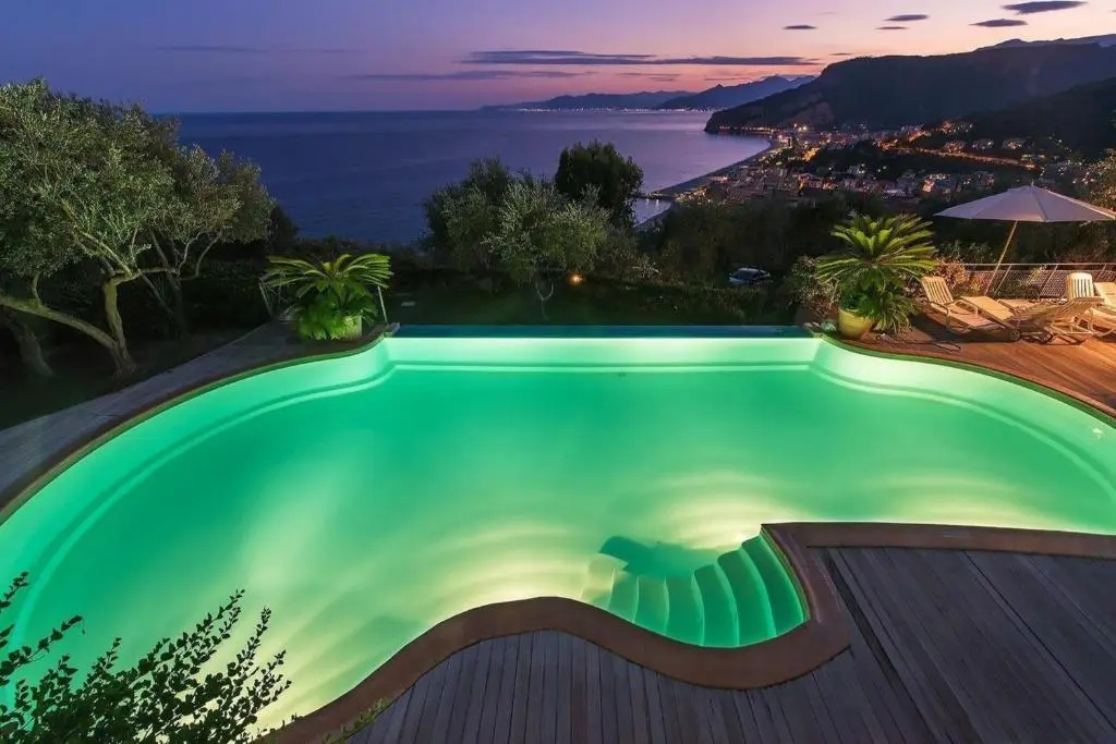 Ferienwohnung für 2 Personen 2 Kinder ca 40 m in Finale Ligure, Italienische Riviera Palmenriviera