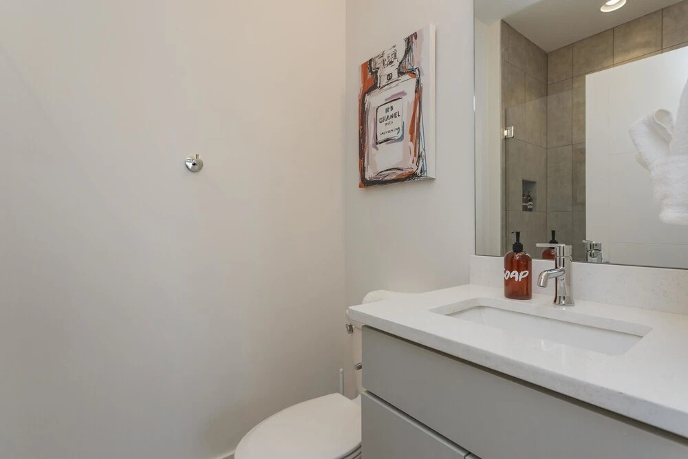 Ech3 - Hangout Suite on the Roof With Incredible Skyline Views!