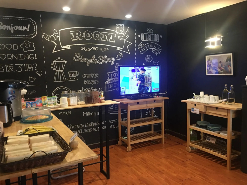 Room@Doze