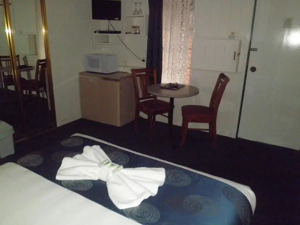 Poets Recall Motel