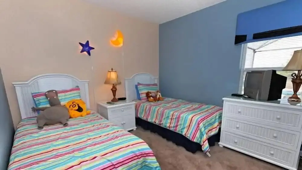 Ov1557 - Emerald Island - 4 Bed 2 Baths Townhome