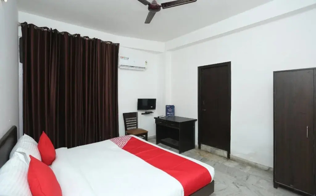 Hotel Raghav by OYO Rooms
