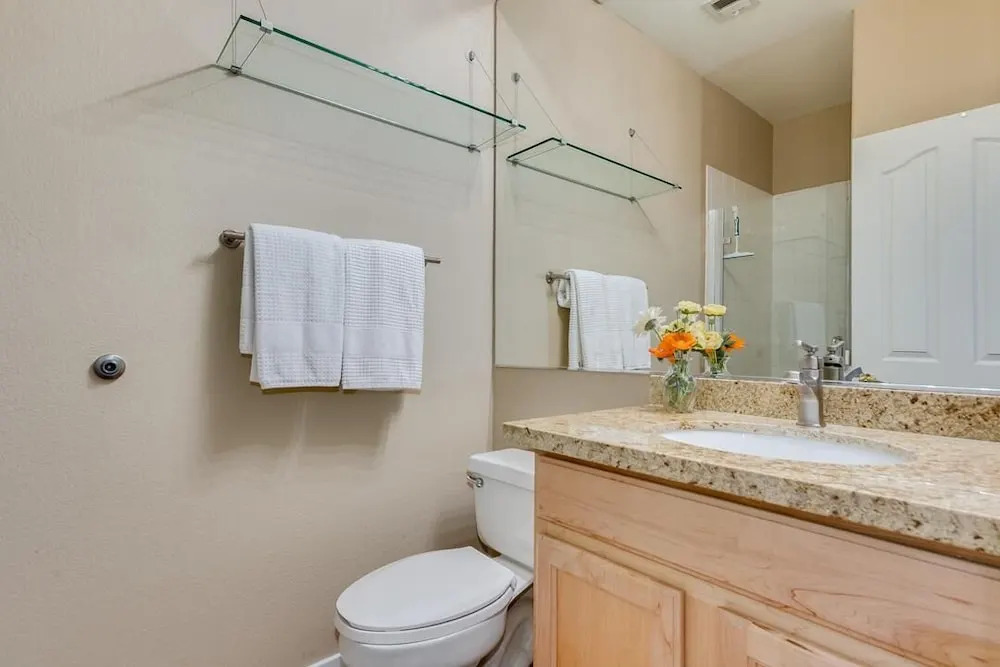 Miller Road 207a 2 Bedroom Townhouse