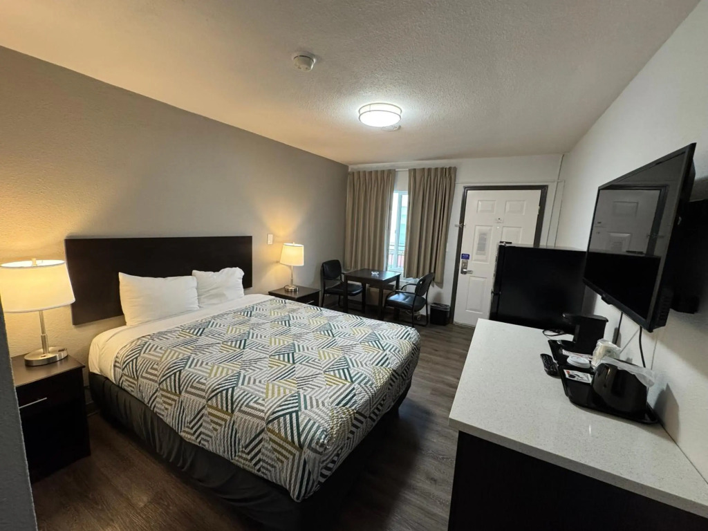 Studio 6 Suites Vancouver WA Waterfront