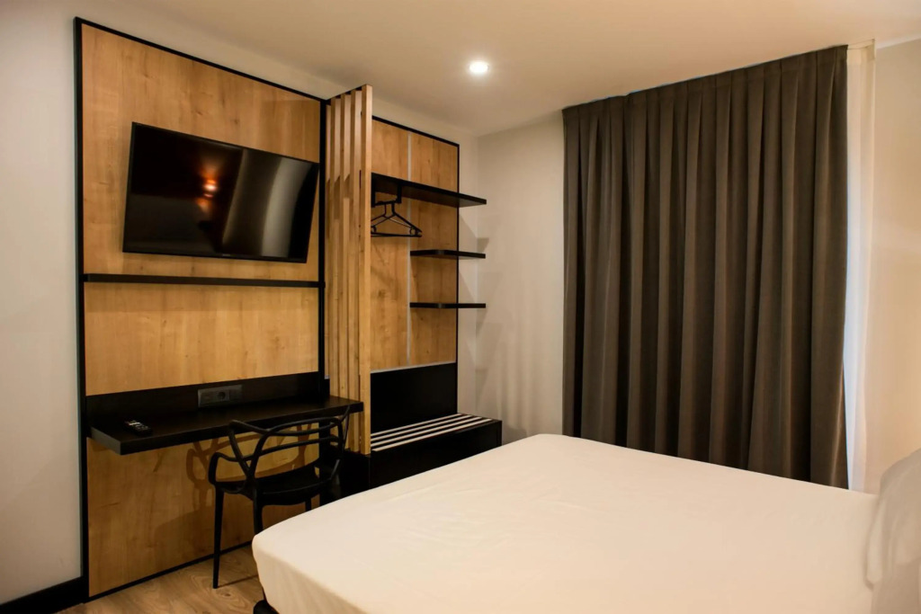 Ibis Styles Figueres Ronda