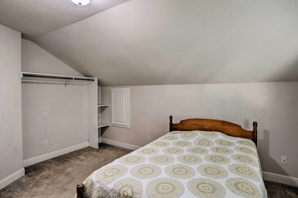 Spacious Downtown Chico Home ~ Half Mile to Csu!