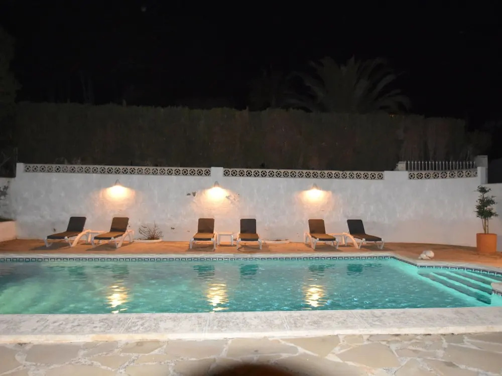 Spanish Villa with Spacious Terrace & Pool near Beach