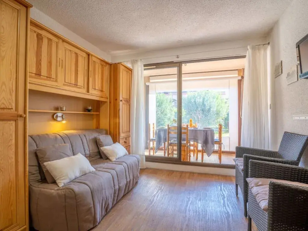 Rental Apartment Les Bastides de Grand Stade - Saint-Cyprien studio flat 4 perso