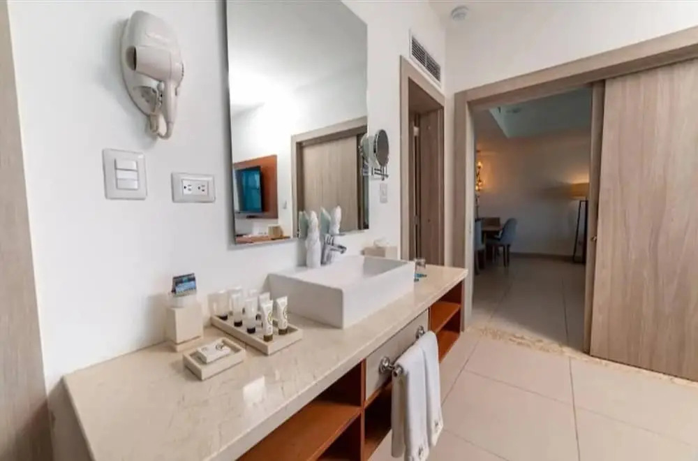 Imperial Suite 2 Bedroom Ocean View With Kitchen