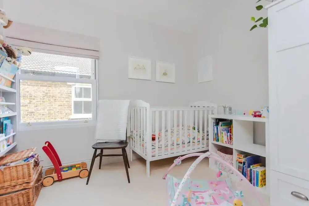 Modern 3 Bedroom Home in Honor Oak Beside Nature Reserve