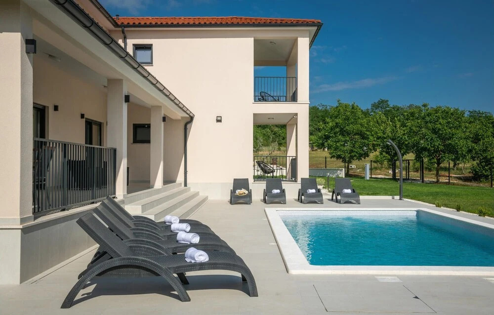 Gorgeous Home In Prodol