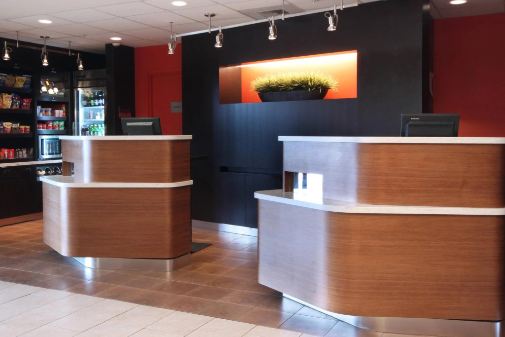 Courtyard By Marriott Salinas Monterey