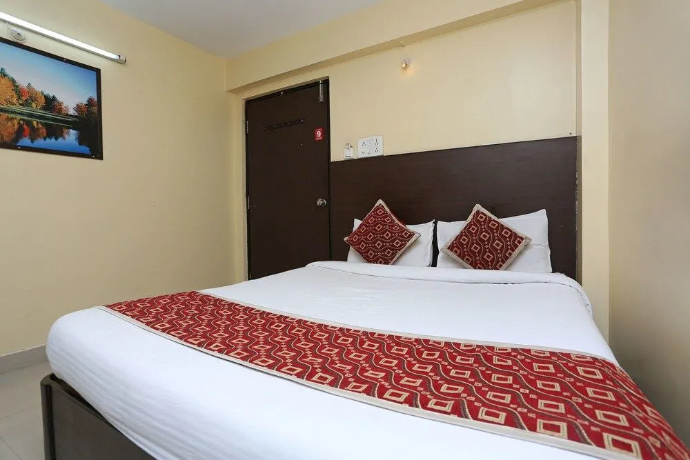 OYO 2840 Kanha Grand