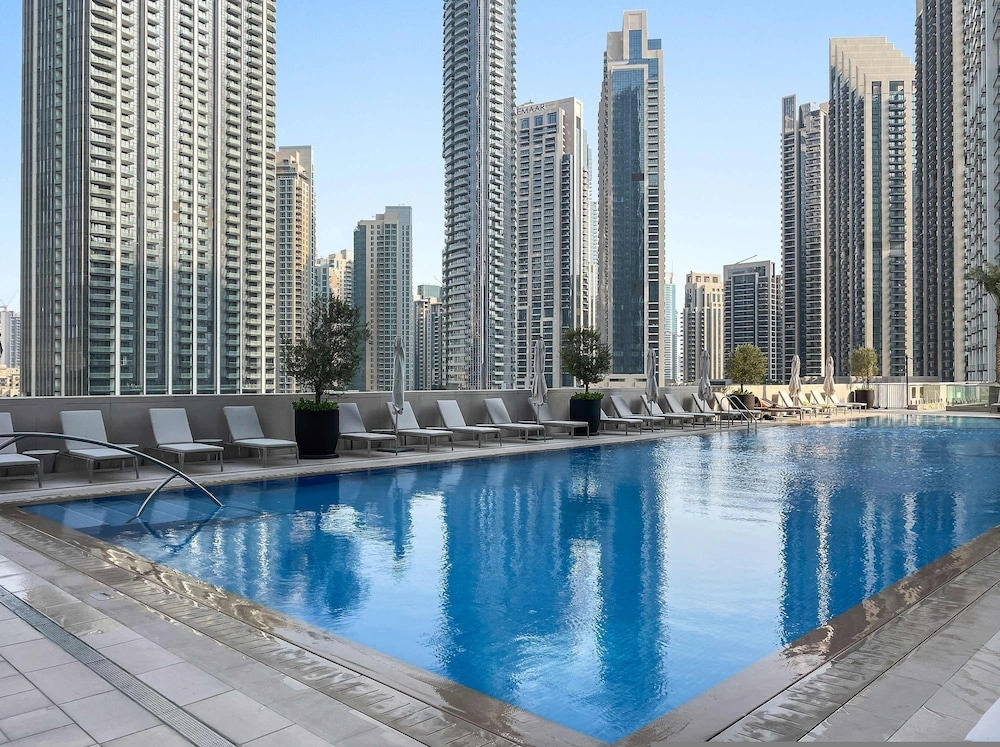 Silkhaus Modern 1 BDR Forte Tower Downtown