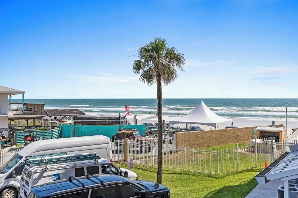 Oceania Beach Club 207