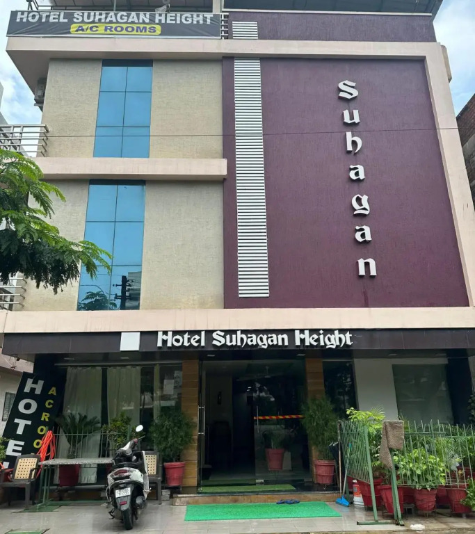 Hotel Suhagan Height