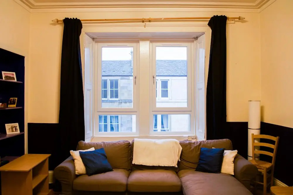 Spacious 2 Bedroom Home Near Haymarket