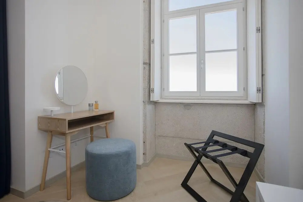 Liiiving -Luxury Beachfront Apartment IV