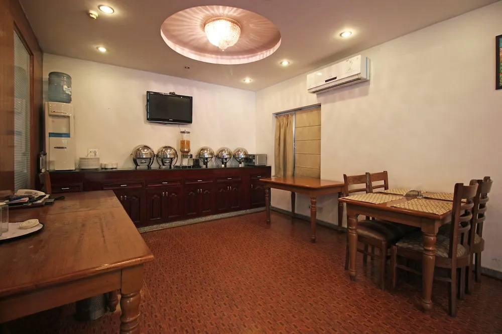 Hotel Forest Green