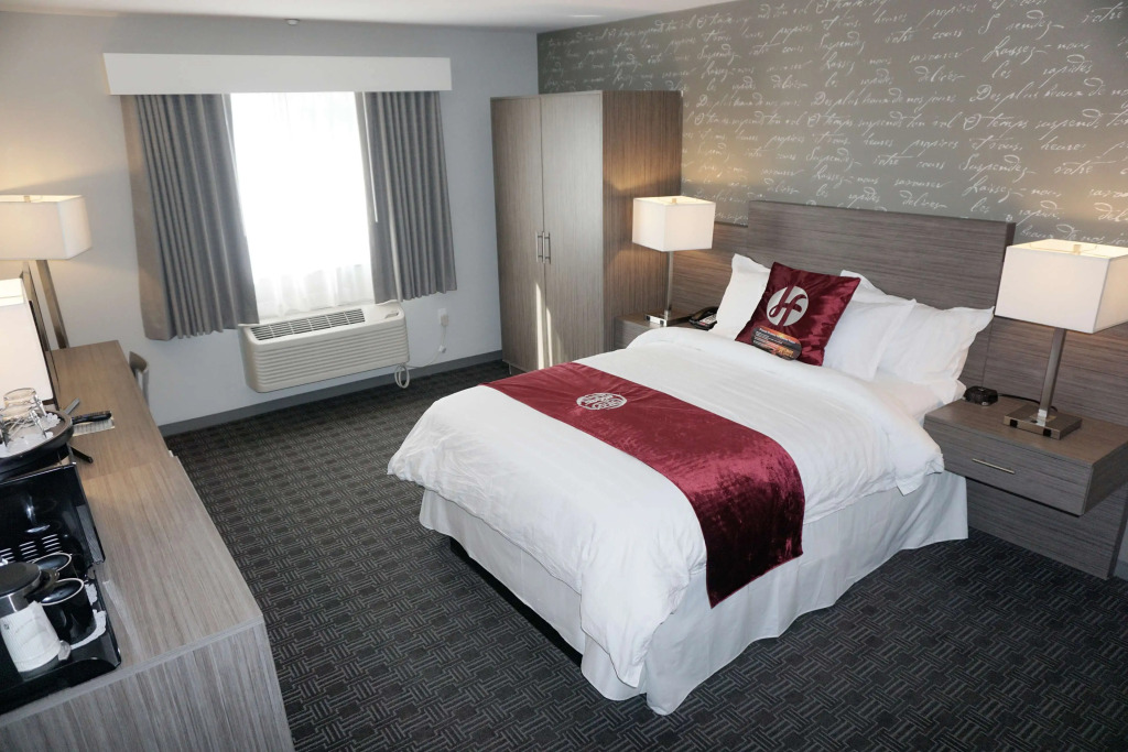 Hartford Hotel Best Western Signature Collection