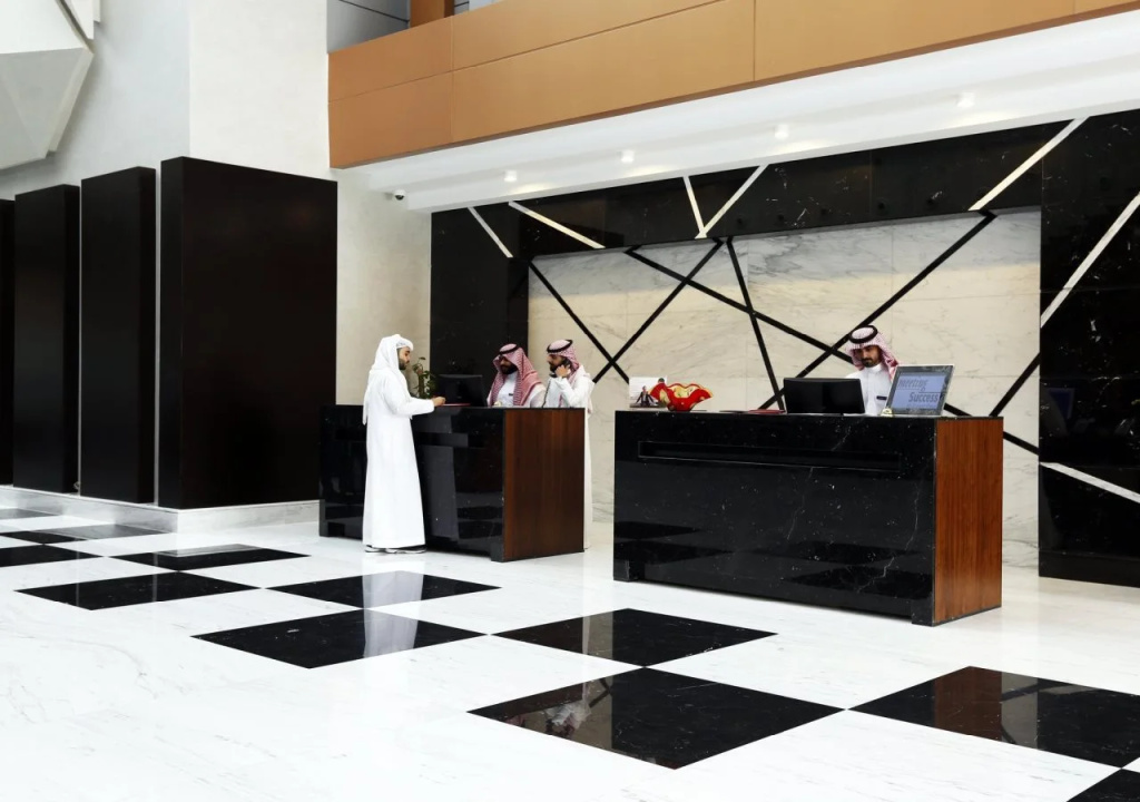 Radisson Blu Hotel and Convention Center, Riyadh Minhal
