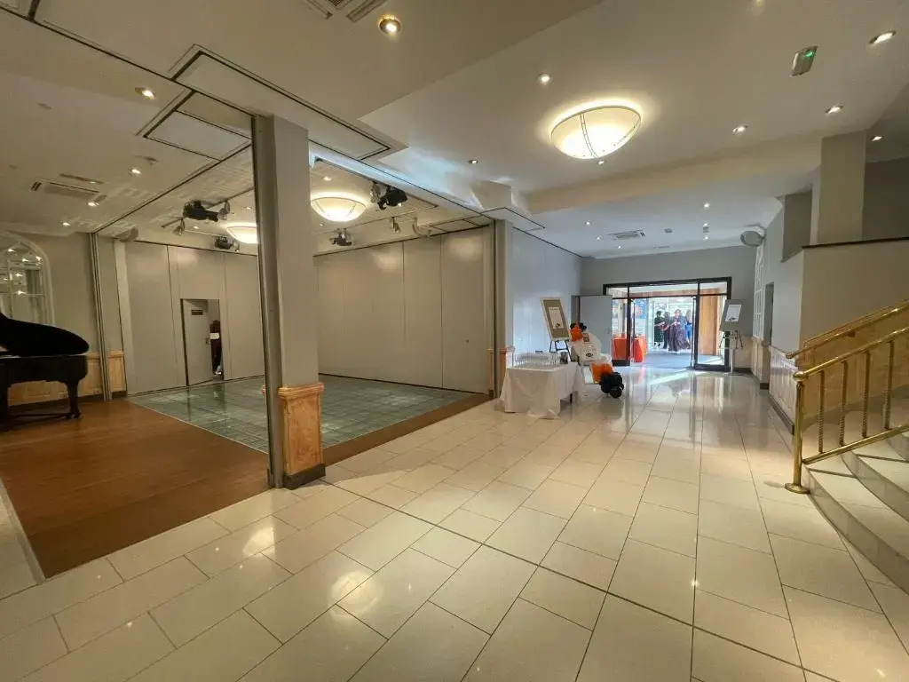 The Mansefield Hotel