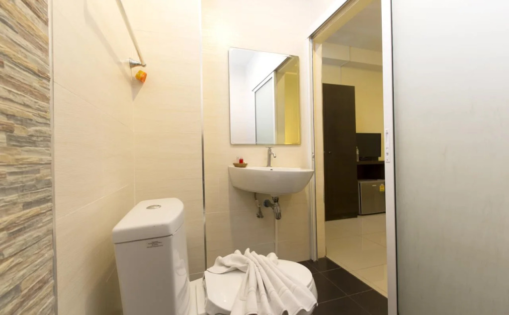The Elegant Patong
