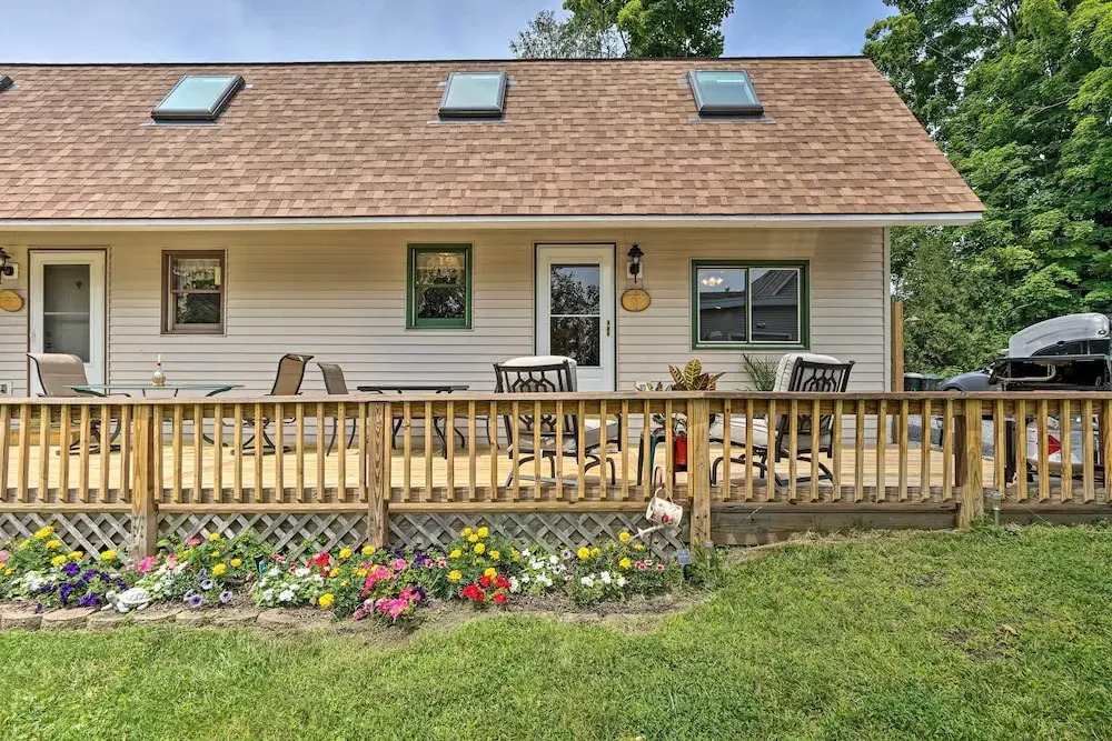 Bolton Landing Romantic Getaway for two