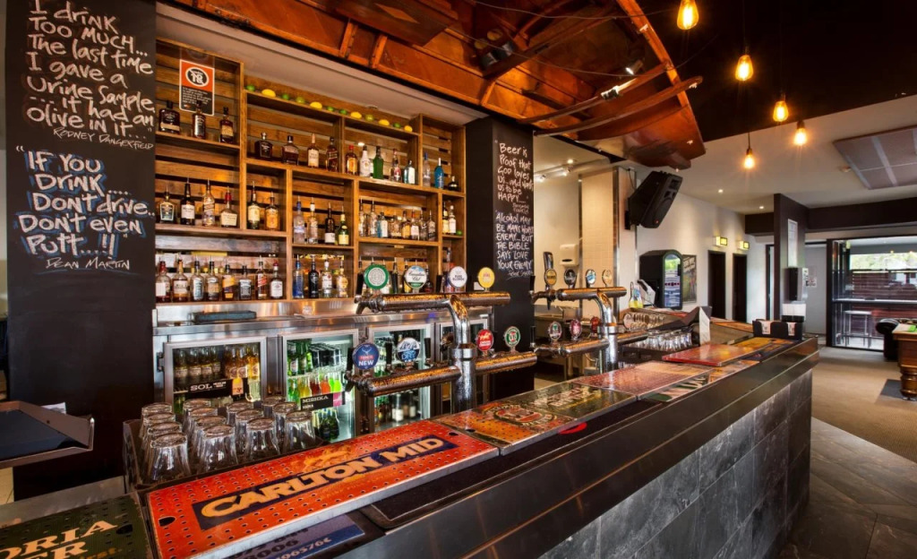 Nightcap at Caringbah Hotel