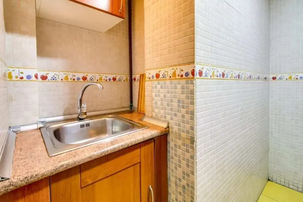 Modern 2 Bedroom in Poble Sec, 7 Minutes to Metro