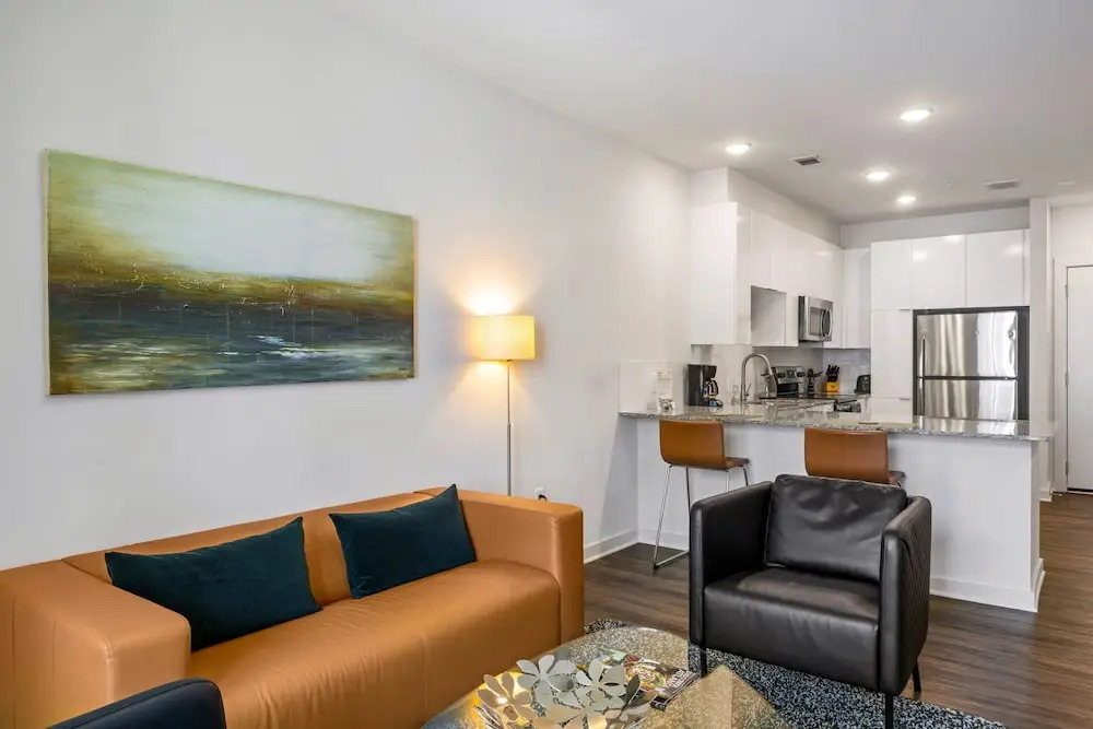 Spectacular Suite 1BR 1BA Apt I - Includes Bi-weekly Cleanings Linen Change