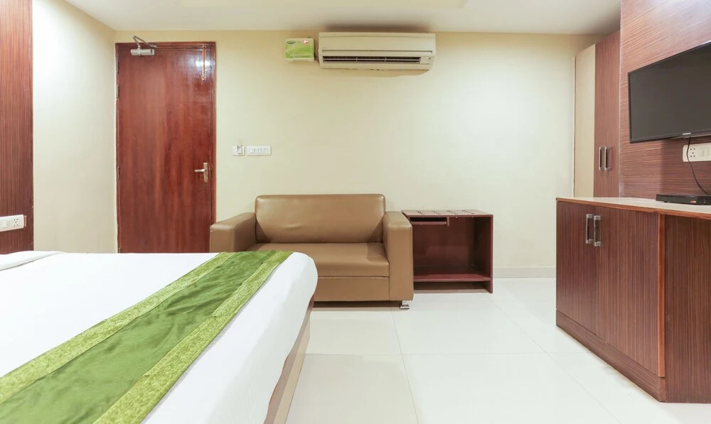 Hotel Balsons International