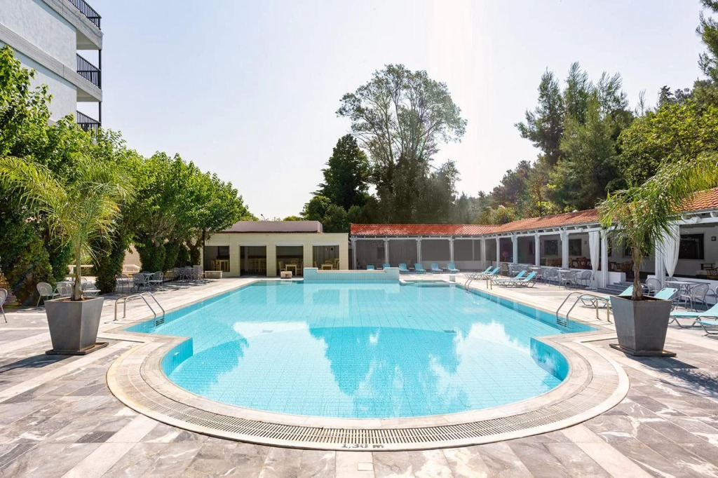 Sun Beach Hotel