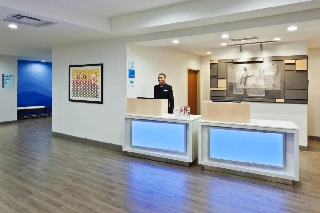 Holiday Inn Express Hotel & Suites Phenix City - Columbus by IHG