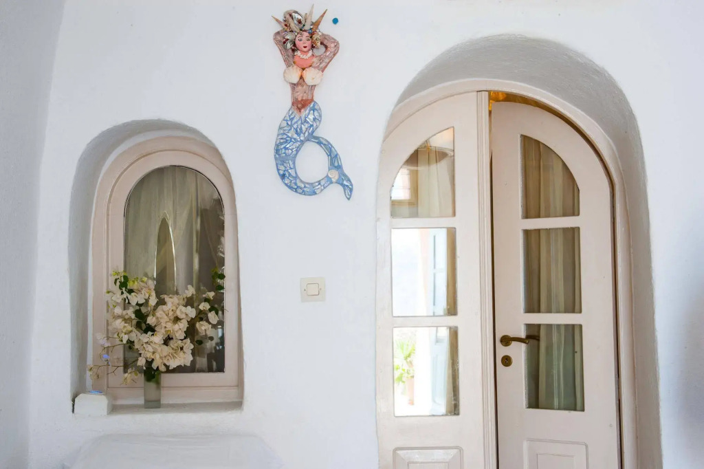 Santorini Paradise Cave Houses