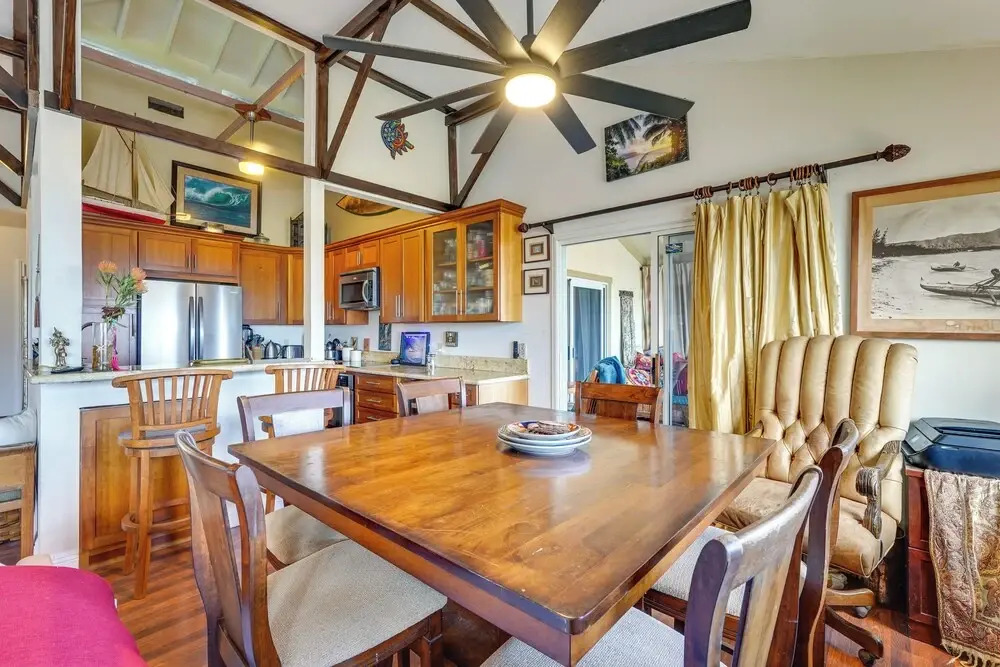 Lush Outdoor Space & Epic Views! Kailua-kona Home