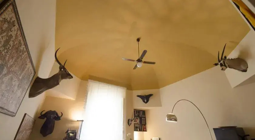 Castagnoli Halldis Apartment
