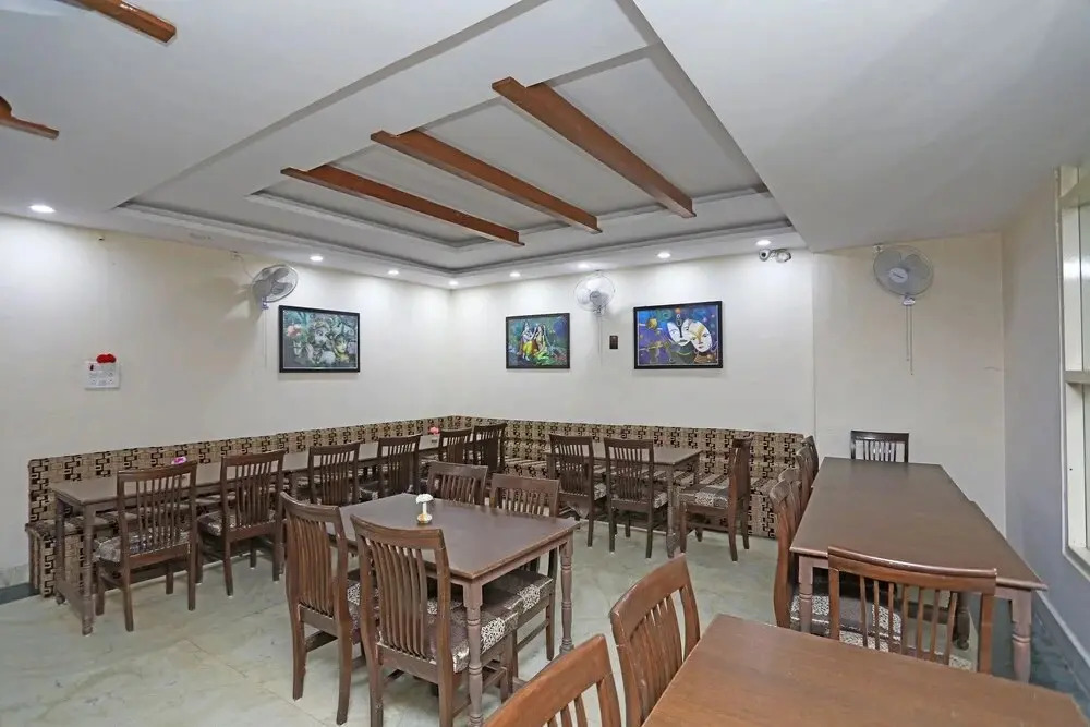 Moriya Palace By OYO Rooms