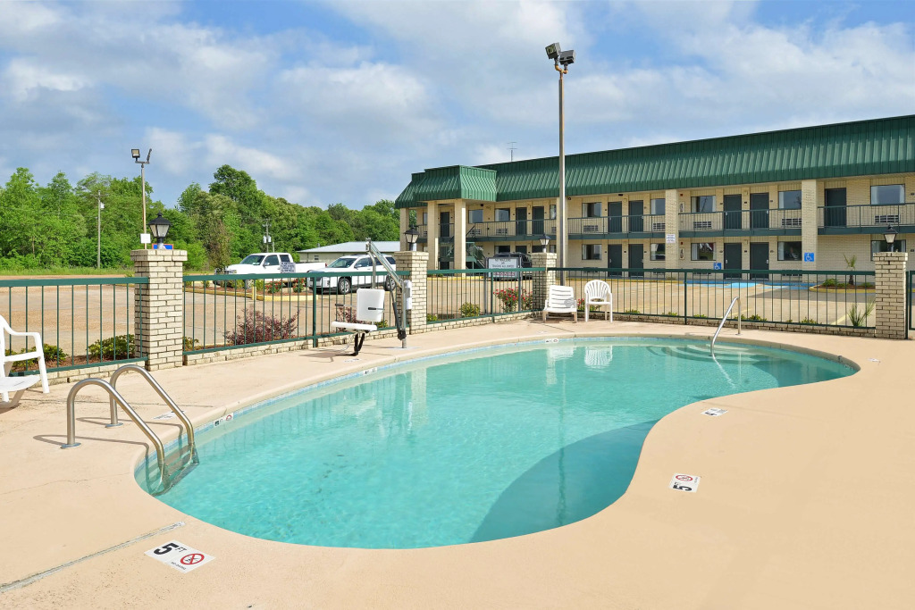Americas Best Value Inn Winona